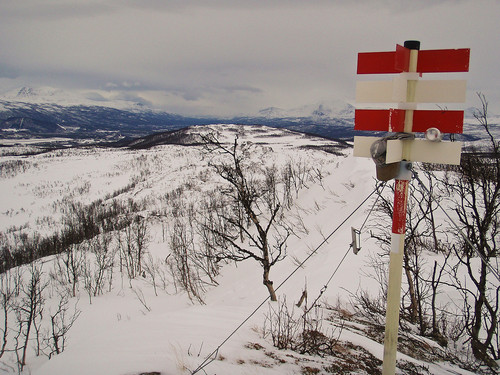 På toppen av Sørhusfjellet, Rustafjellet ses bak.