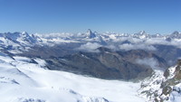 Fra Allalinhorn mot velkjente fjell.