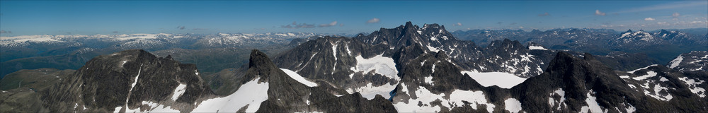 róndeimr_jotunheimen_panorama_1x5000.jpg