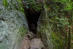 Räuber Heigl Höhle