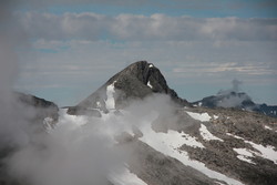 Ådalstinden