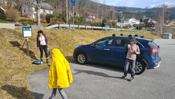 Valen kyrkje parkering