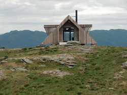 Leiteshaugen dagsturhytte