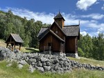 Uvdal stavkyrkje