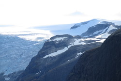 Nord for Kjenndalsbreen