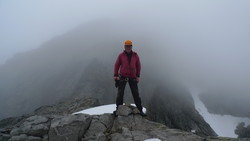 Sør for Sentraltinden