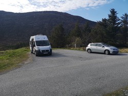 Kvalsvikeidet parkeringsplass