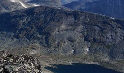 Sør for Mjølkedalstinden