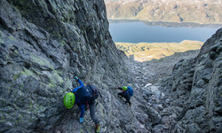 Torfinnstinden normalvei - innsteg renne