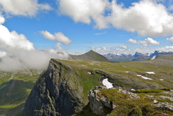 Blåfjellet 1043 m i Vestnes