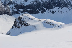 Nordøst for Skjorta