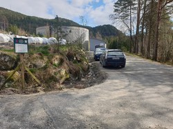 Vardhaugselet parkeringsplass