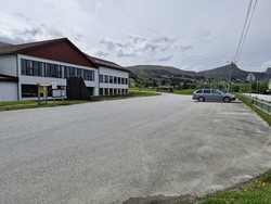 Stadlandet skule p-plass