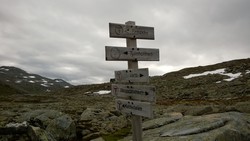 Stikryss Fondsbu-Skogadalsbøen-Koldedalen-Vetti