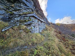 Steinbu - krigsminne