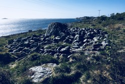 Helleristninger og gravrøyser Staveneset