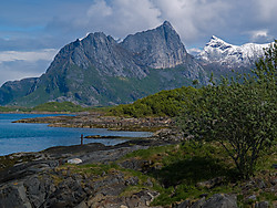 Strandåtinden