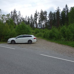 Røyvannet Badeplass/fossestryk P-plass