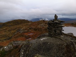 Middagsfjellet vardetopp