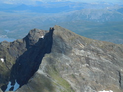 Øst for Lille Forra