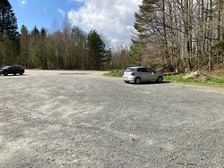 Dønnestadmonen parkering