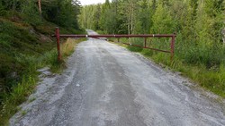 Lågbuveien låst bom