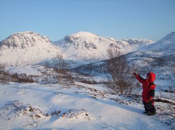 Øvre Tverrelvtinden