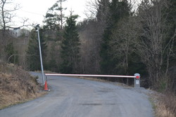 Auenvegen stengt bom