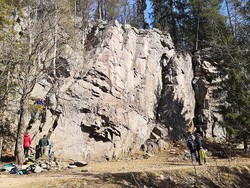 Skådalen klatrefelt