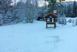 Årdalsdalen-Parkeringslomme