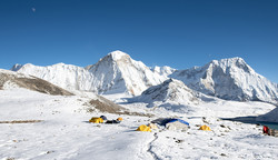 Amphu Laptsa Camp South