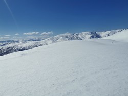 Øst for Stenageimsvotni