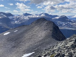 Søre Kalskråtinden