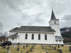 Hemsedal kirke