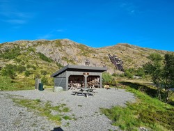 Gapahuk ved Kinnavatnet