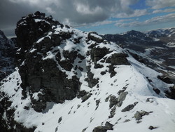 Nordnordøst for Rondslottet