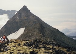 Vestre Tverrbottinden
