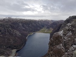 Gyaaksla utsikt mot Gya
