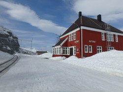 Katterat jernbanestasjon